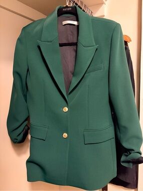 Simon’s Contemporaine Emerald Green Tailored Blazer